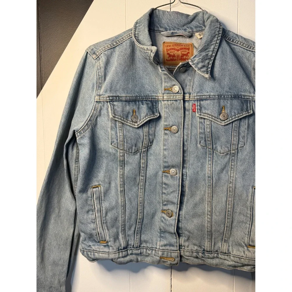 VTG Levi Strauss Denim Jacket‎ Light Wash Trucker Jean Coat Girls Large Girls